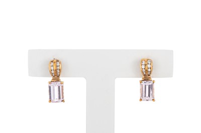 Lot 27 - A PAIR OF KUNZITE AND DIAMOND CLUSTER EARRINGS,...