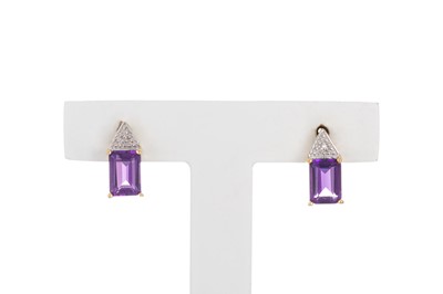Lot 185 - A PAIR OF DIAMOND AND AMETHYST CLUSTER...