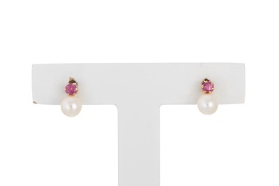 Lot 45 - A PAIR OF CULTURED PEARL AND RUBY EARRINGS,...