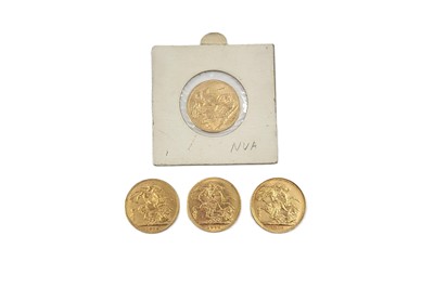 Lot 461 - FOUR GEORGE V FULL SOVEREIGN ENGLISH GOLD...