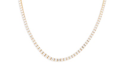 Lot 389 - A DIAMOND LINE NECKLACE, the round brilliant...