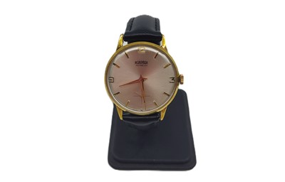 Lot 443 - A ROAMER SUB-DIAL GOLD PLATED GENT'S...