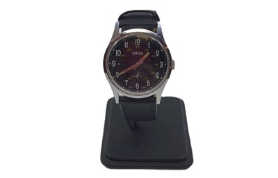 Lot 444 - AN ORIS SUB-DIAL GENT'S WRISTWATCH, black dial,...