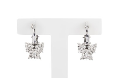 Lot 269 - A PAIR OF DIAMOND CLUSTER EARRINGS, the...