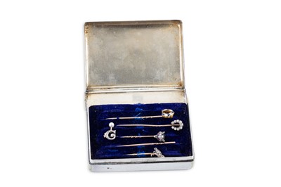 Lot 265 - A COLLECTION OF ANTIQUE DIAMOND SET STOCK PINS,...