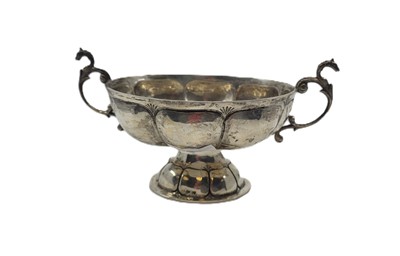 Lot 513 - A SILVER DISH, possible Russian