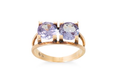 Lot 237 - A 14CT GOLD STONE SET RING, size M