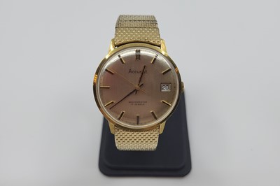 Lot 425 - A  GENT'S ACCURIST SHOCK MASTER WRISTWATCH, 17...