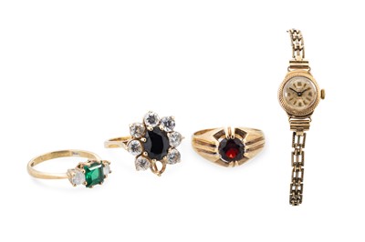 Lot 143 - A COLLECTION OF 9CT GOLD ITEMS, to include 3 x...