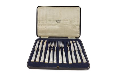 Lot 483 - A SET OF SIX MID 20TH CENTURY SILVER THREE...