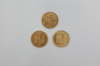 Lot 449 - THREE GOLD HALF SOVEREIGN ENGLISH COINS, 1846...