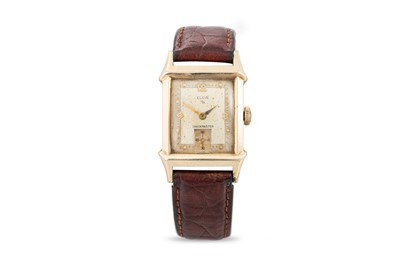 Lot 438 - A GENT'S VINTAGE ELGIN SHOCKMASTER WRISTWATCH,...