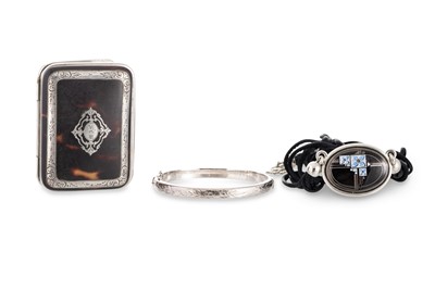 Lot 375 - A COLLECTION OF JEWELLERY, to include Michaela...