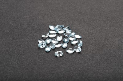 Lot 341 - A BAG OF AQUAMARINE STONES, unmounted,...