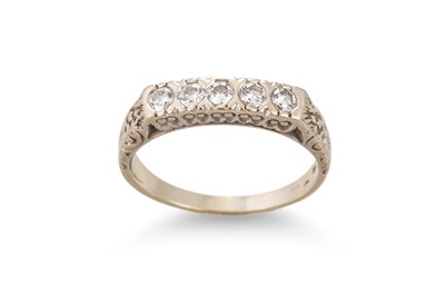 Lot 343 - A FIVE STONE DIAMOND RING, mounted in 14ct...