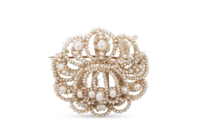 Lot 14 - A GEORGIAN SEED PEARL BROOCH, to a...