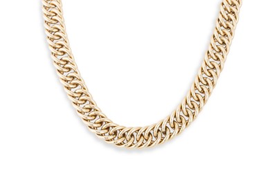 Lot 98 - A 9CT GOLD FLAT CURB LINK NECK CHAIN, 16" long,...