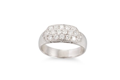 Lot 246 - A THREE ROWED DIAMOND RING, mounted in 18ct...