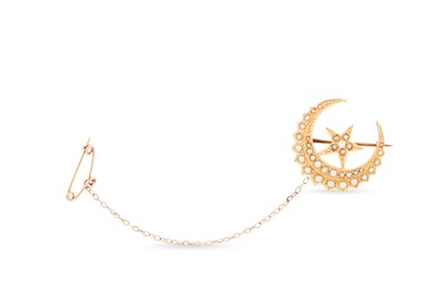 Lot 200 - AN EDWARDIAN / LATE VICTORIAN CRESCENT STAR...