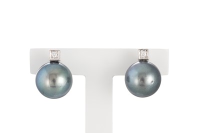 Lot 233 - A PAIR OF TAHITIAN PEARL AND DIAMOND EARRINGS,...
