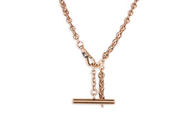 Lot 377 - AN ANTIQUE CONTINENTAL YELLOW METAL FANCY LINK...