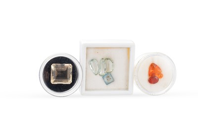 Lot 56 - A COLLECTION OF UNMOUNTED GEMSTONES, to...