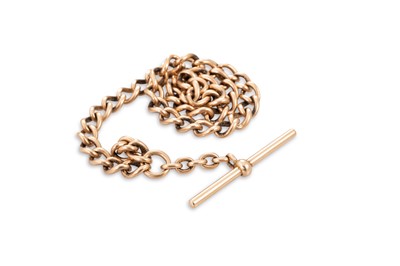 Lot 68 - AN ANTIQUE GOLD CURB LINK WATCH CHAIN, with...
