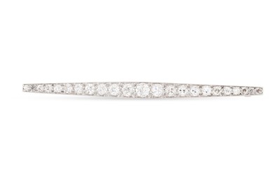Lot 235 - A VINTAGE DIAMOND SET BAR BROOCH, the...