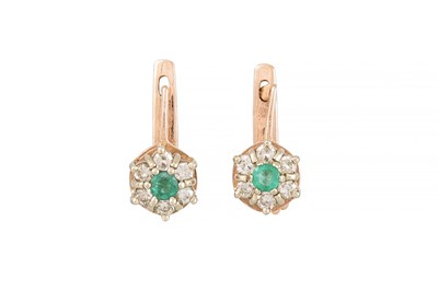 Lot 301 - A PAIR OF EMERALD AND DIAMOND CLUSTER EARRINGS,...