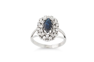 Lot 303 - A SAPPHIRE AND DIAMOND CLUSTER RING, the...