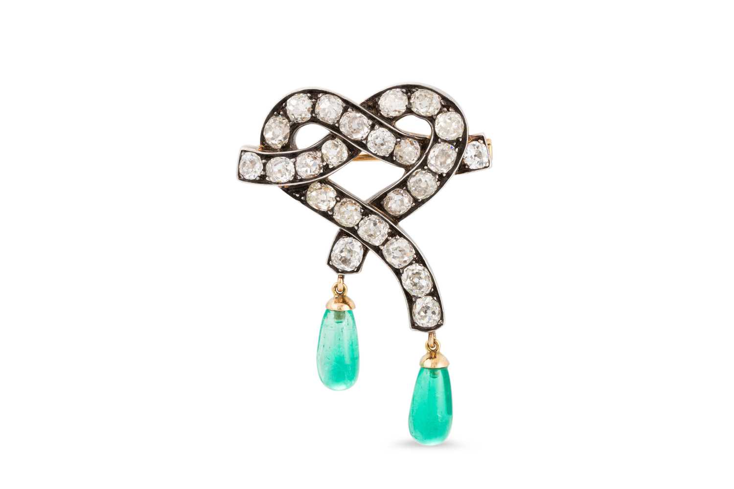 Lot 345 - A 19TH CENTURY OLD CUT DIAMOND KNOT BROOCH,...