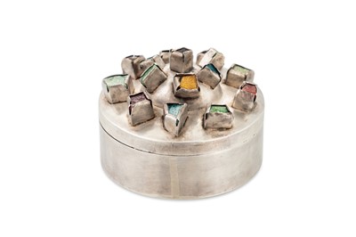 Lot 519 - A MODERN CIRCULAR IRISH STERLING SILVER BOX,...