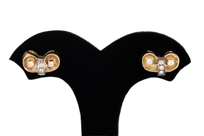 Lot 73 - A PAIR OF DIAMOND SET EARRINGS, of abstract...
