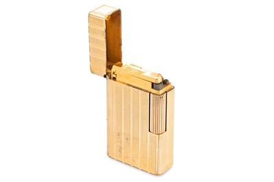Lot 79 - A VINTAGE DUPONT LIGHTER, with engraved...