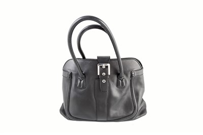 Lot 450 - A TOD'S BLACK LEATHER HAND BAG, with top...