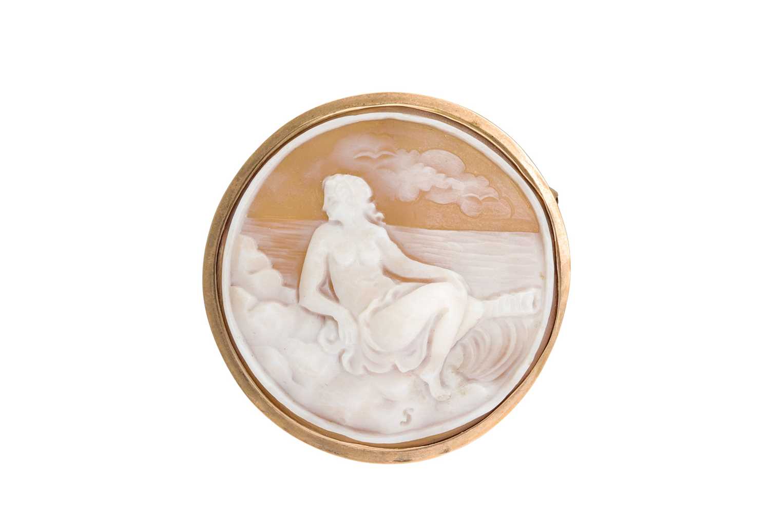 Lot 2 - A RECTANGULAR SHELL CAMEO BROOCH, 9ct gold