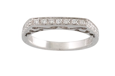Lot 169 - A DIAMOND SHAPED BAND RING, mounted in 18ct...