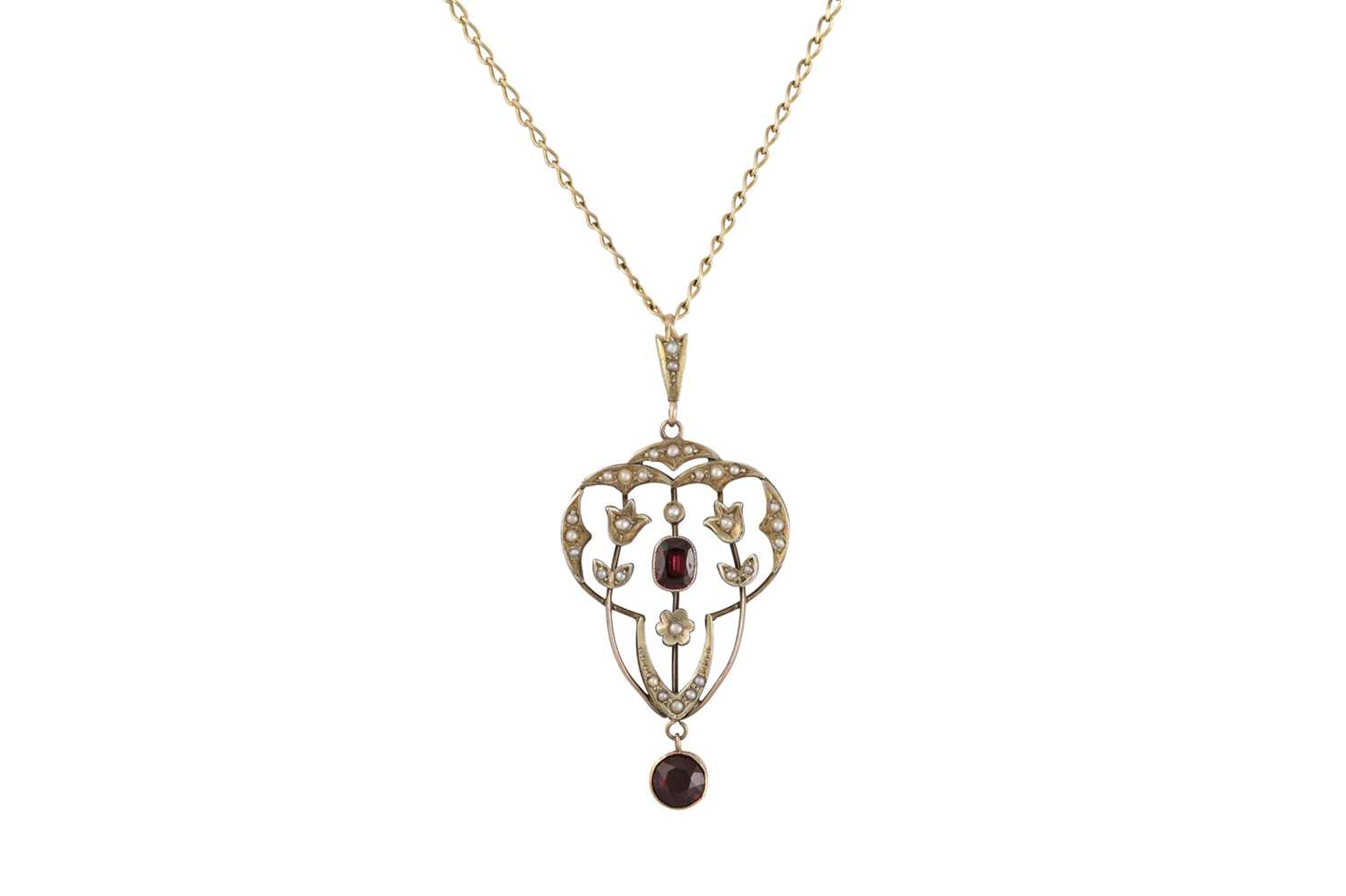 Lot 115 - AN EARLY 20TH CENTURY GARNET AND PEARL PENDANT,...