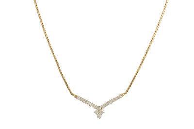 Lot 101 - A DIAMOND NECKLACE, mounted in 18ct yellow...
