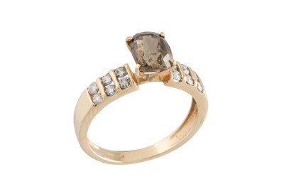 Lot 310 - A CHRYSOBERYL AND DIAMOND RING, mounted in...