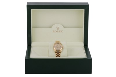 Lot 388 - A SUPERB 18CT GOLD LADY'S ROLEX OYSTER...