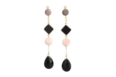 Lot 284 - A PAIR OF ONYX AND CORAL DROP EARRINGS,...