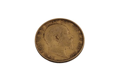 Lot 415 - A 1909 FULL GOLD SOVEREIGN AND A 1911 HALF...