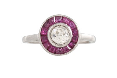 Lot 193 - AN ART DECO DIAMOND AND RUBY TARGET CLUSTER...