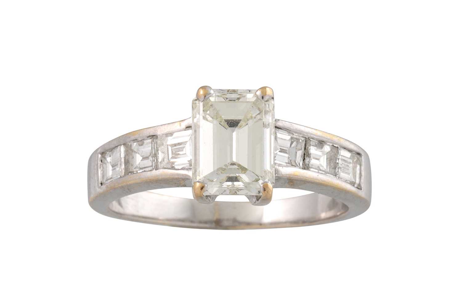 Lot 198 - A DIAMOND SOLITAIRE RING, the emerald cut...