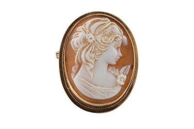 Lot 1 - A 9CT GOLD FRAMED CARVED SHELL CAMEO BROOCH,...