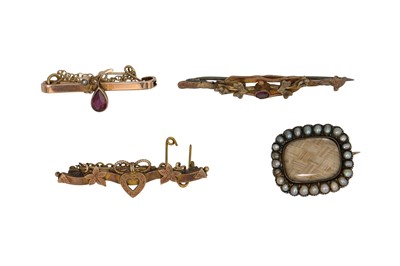 Lot 13 - THREE ANTIQUE GOLD BROOCHES, together with a...