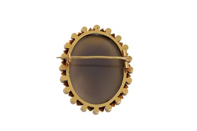 Lot 380 - AN ANTIQUE BROOCH, set with carved agate,...