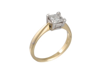 Lot 125 - A DIAMOND SOLITAIRE RING, the princess cut...