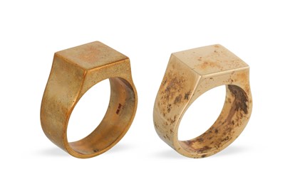 Lot 80 - A GOLD PLATED RING, by Marika Murnaghan....
